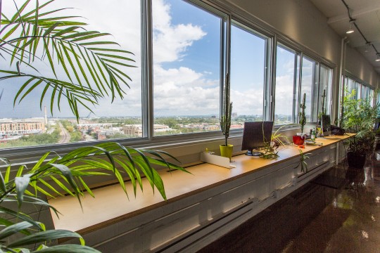 Suite 902